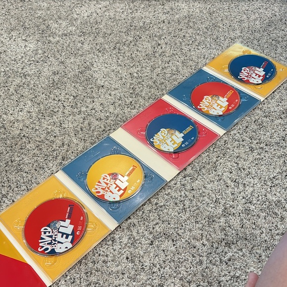 DVD Saved by the Bell seasons 1 & 2 5 disc collection - Picture 2 of 7